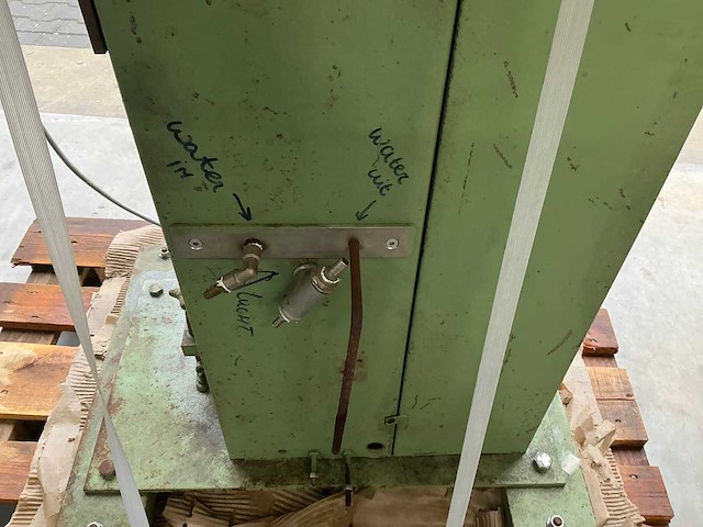 Aro m312 puntlasmachine - afbeelding 6 van  7