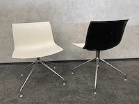 Arper catifa - 12p conferentie set 370x120 - afbeelding 21 van  22