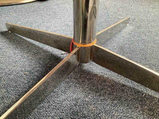 Arper catifa 60 rode design lounge fauteuil - afbeelding 8 van  12