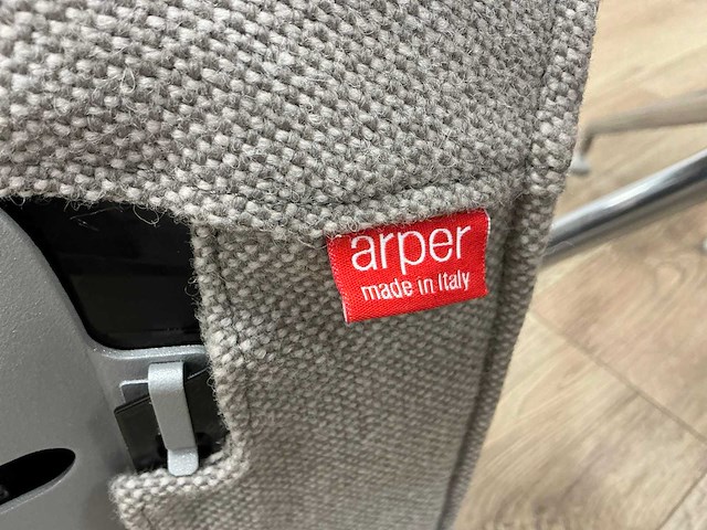 Arper vergaderstoel (6x) - afbeelding 6 van  8