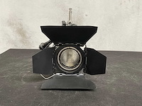 Arri junior 650 plus fresnel spot (8x) - afbeelding 1 van  1