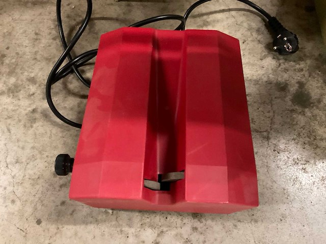 Arrotino 75 messenslijpmachine, snijmachine - afbeelding 3 van  6