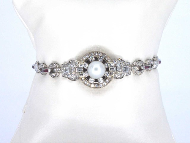 Art deco armband in goud en platina met natuurlijke diamanten en robijnen - afbeelding 1 van  8