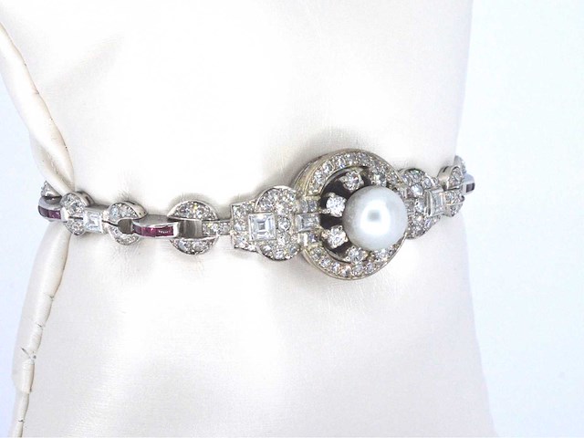 Art deco armband in goud en platina met natuurlijke diamanten en robijnen - afbeelding 5 van  8