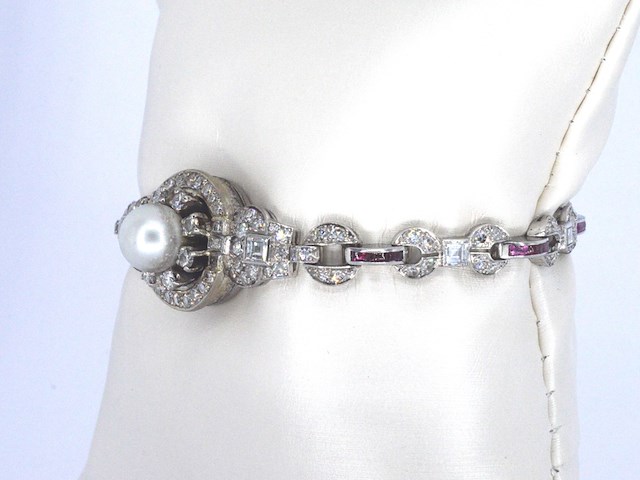 Art-deco armband met goud en platina, en natuurlijke diamanten en robijnen - afbeelding 3 van  9