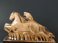Art deco keramieken beeld van twee rennende paarden, waarschijnlijk frankrijk 1920-1949 - afbeelding 4 van  5