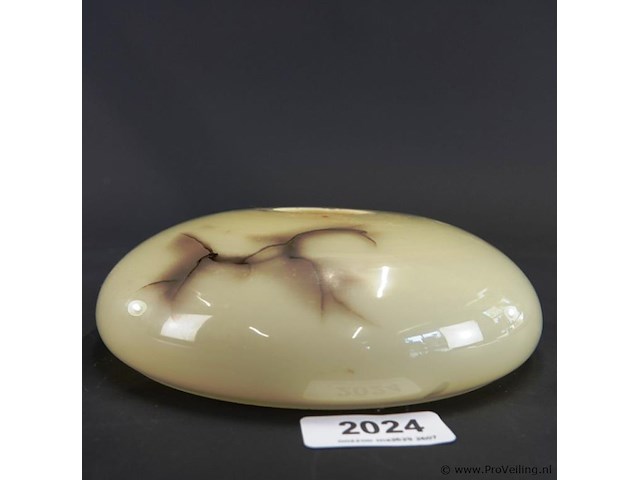 Art deco lampenkap in marmoriserend glas in geel- en bruintinten. - afbeelding 2 van  5