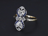 Art deco ring met diamant en saffieren