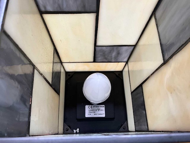 Art deco tiffany mondriaan tafellamp - afbeelding 4 van  5
