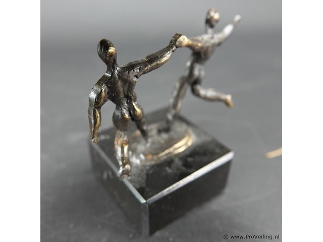 Art-for-more bronzen sculptuur - afbeelding 3 van  5