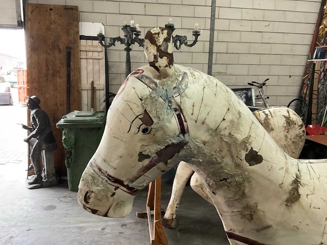 Art metaal paard - afbeelding 5 van  9