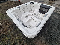 Artasian spa 5 persoons jacuzzi en buitenspa - afbeelding 4 van  22