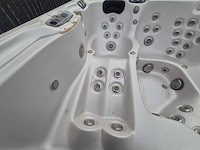 Artasian spa 5 persoons jacuzzi en buitenspa - afbeelding 8 van  22