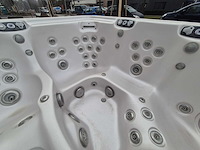 Artasian spa 5 persoons jacuzzi en buitenspa - afbeelding 9 van  22
