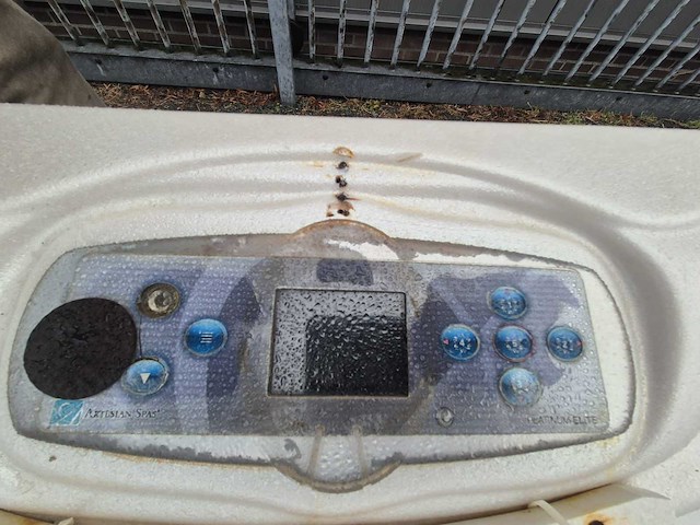 Artasian spa 5 persoons jacuzzi en buitenspa - afbeelding 12 van  22