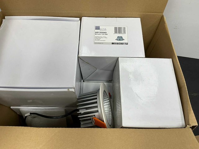 Artecta - partij plafondlampen - afbeelding 4 van  5