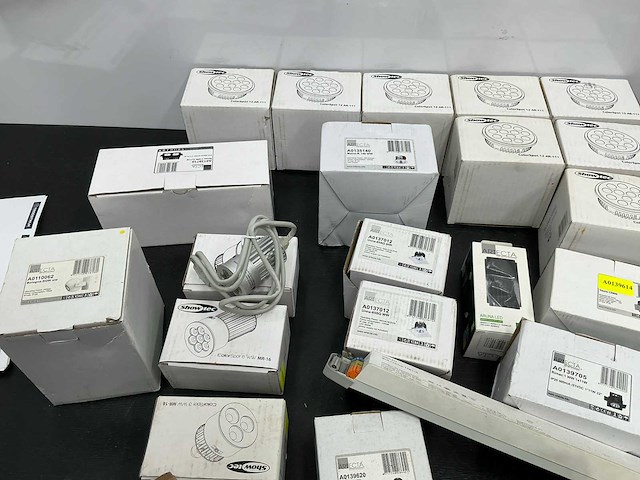 Artecta - partij winkelverlichting - afbeelding 1 van  7