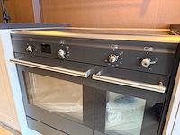 Artego - showroomkeuken met smeg apparatuur - afbeelding 5 van  24