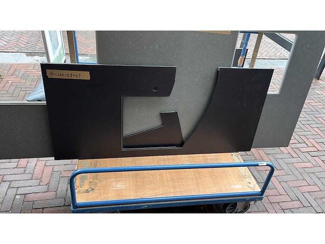 Artego - showroomkeuken met smeg apparatuur - afbeelding 16 van  24