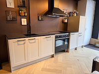 Artego - showroomkeuken met smeg apparatuur - afbeelding 12 van  24