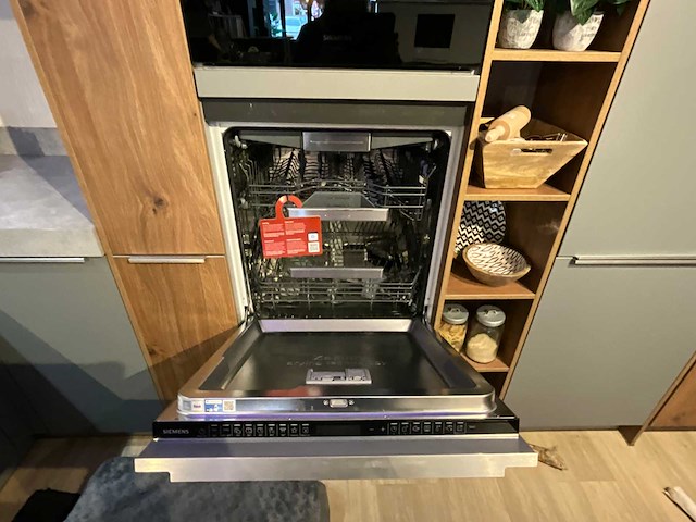 Artego - showroomkeuken - afbeelding 2 van  11