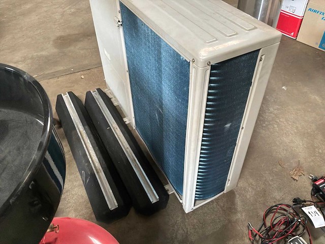 Artel mhp7rl24 monoblock 6.5 kw warmtepomp - afbeelding 1 van  2