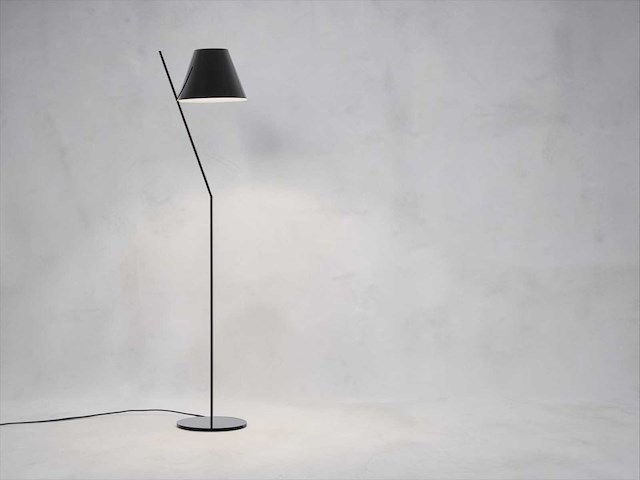 Artemide la petite design vloerlamp zwart - afbeelding 1 van  1