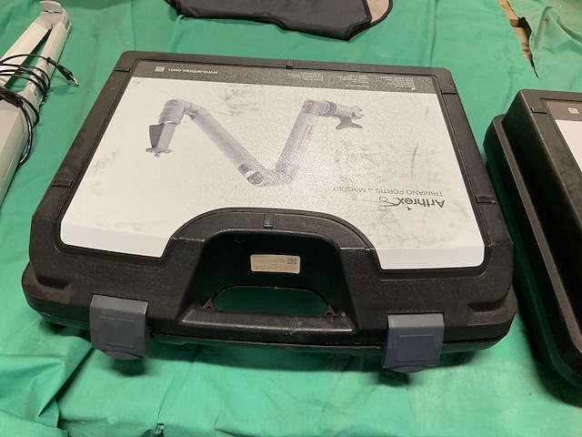 Arthrex trimano fortis support arm - afbeelding 8 van  8