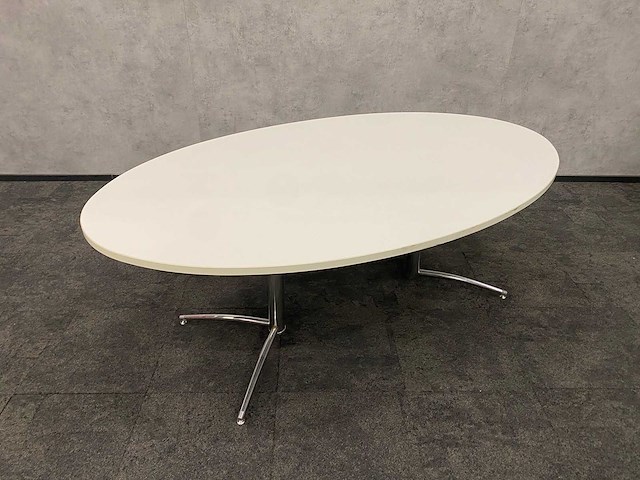 Artifort/ lande - ovale tafel 200x120 - afbeelding 5 van  12