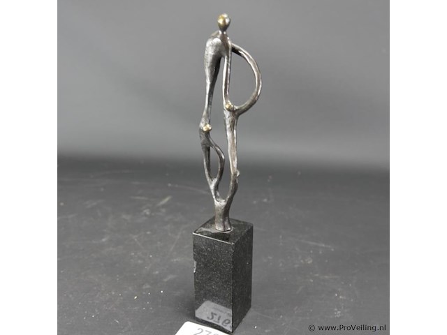 Artihove bronzen sculptuur op marmeren basement - afbeelding 1 van  5