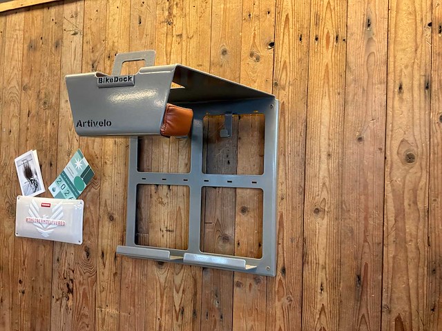Artivelo bike dock muurbeugel - afbeelding 1 van  4