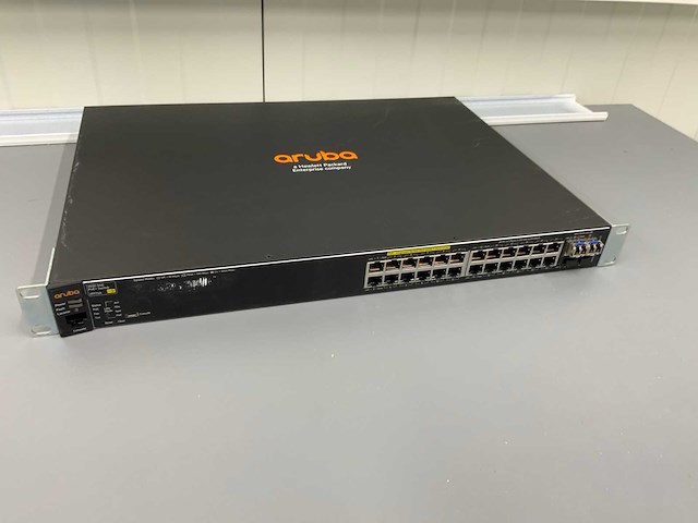 Aruba 2530-24g switch - afbeelding 1 van  4