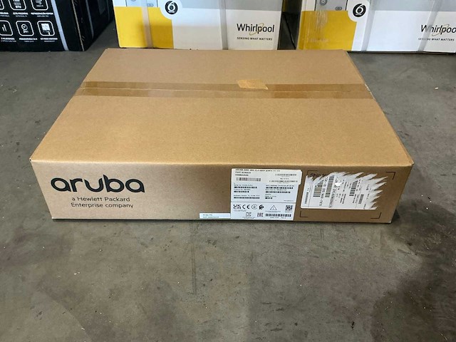 Aruba 6000 48g cl4 4sfp swch eu en - afbeelding 1 van  2