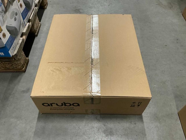 Aruba 6300f 24g 4sfp56 switch - afbeelding 2 van  3