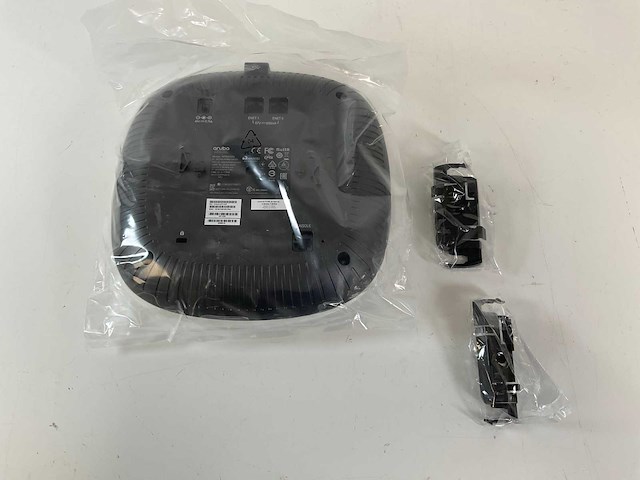 Aruba (apin0335) dual ratio 4x4 2.5 gb controlled management access points (new) (15x) - afbeelding 6 van  7