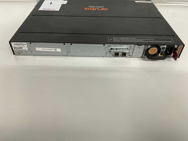 Aruba by hp rsvlc-1210a j9728a switch - afbeelding 2 van  4