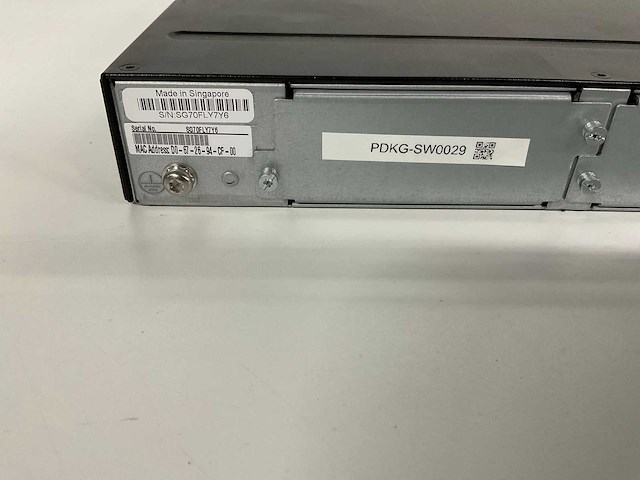 Aruba by hp rsvlc-1210a j9728a switch - afbeelding 4 van  4