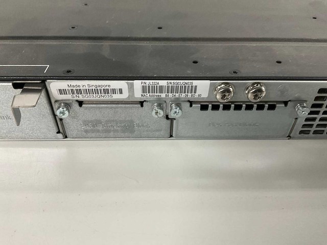 Aruba by hp rsvlc-1602 jl322a switch - afbeelding 4 van  4