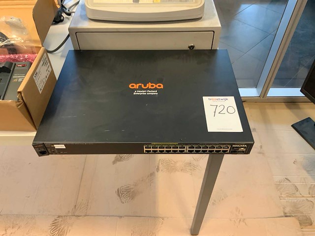 Aruba ethernet switch - afbeelding 1 van  1