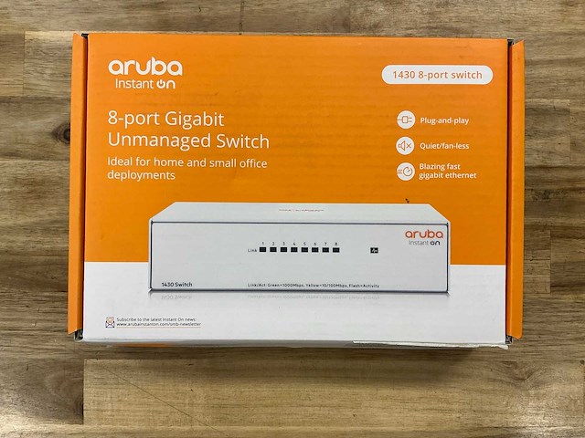 Aruba ion 1430 8g sw uk en 8-port gigabit unmanaged switch - afbeelding 1 van  4