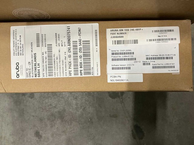 Aruba ion 1930 24g 4sfp + 370w sw - afbeelding 2 van  3