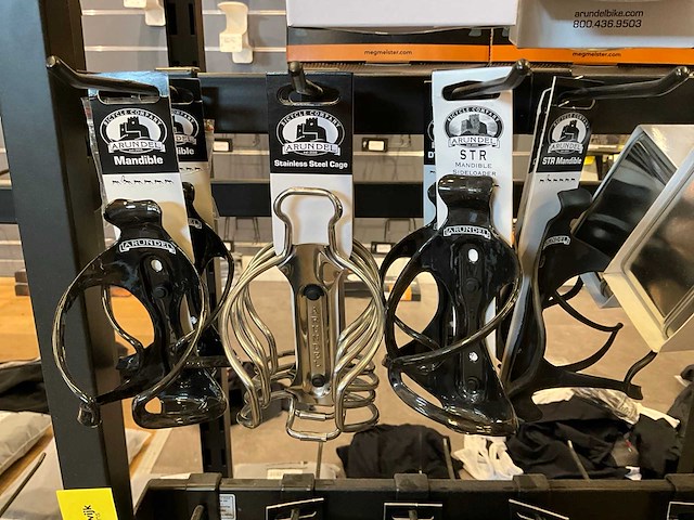 Arundel bidonhouders en andere fietsonderdelen (24x) - afbeelding 2 van  5