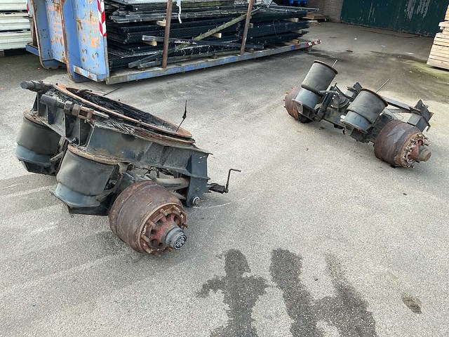 As (2x) - afbeelding 1 van  18