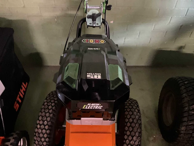 As 60e accu onkruidborstelmachine - afbeelding 6 van  8