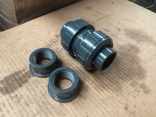 Asahi 1 1/2” ball check valve (3x) - afbeelding 1 van  6