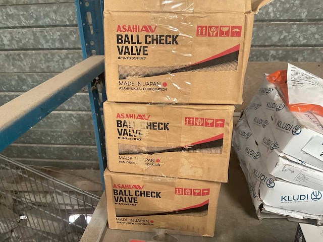 Asahi 1 1/2” ball check valve (3x) - afbeelding 6 van  6