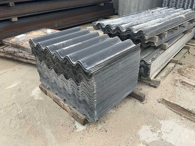 Asbestvrije golfplaat zwart circa 420m2 - afbeelding 3 van  7