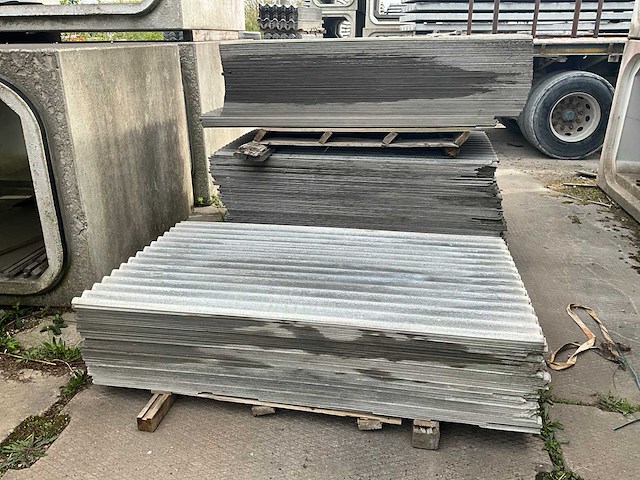 Asbestvrije golfplaten div. afmetingen 438m2 - afbeelding 3 van  5