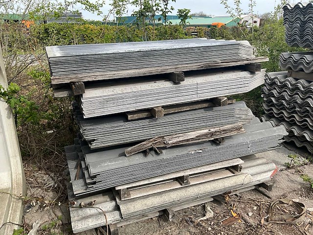 Asbestvrije golfplaten div. afmetingen circa 100m2 - afbeelding 2 van  4