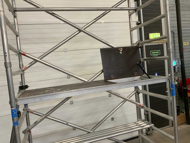 Asc basic line rolsteiger - afbeelding 6 van  10